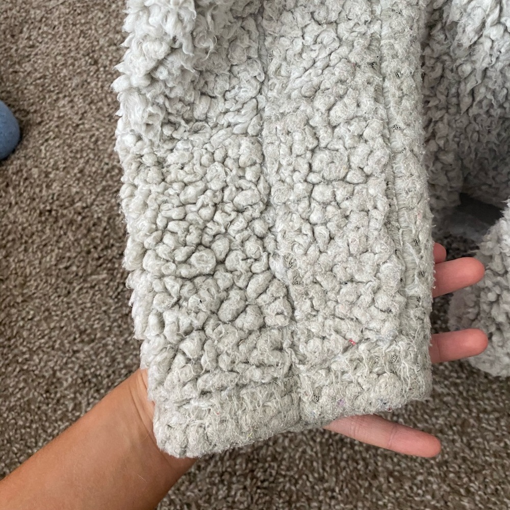 True Grit Pullover - Picture 3 of 6